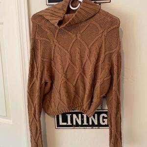 Crop top turtle neck sweater